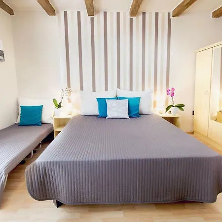 Apartament Szanyi *